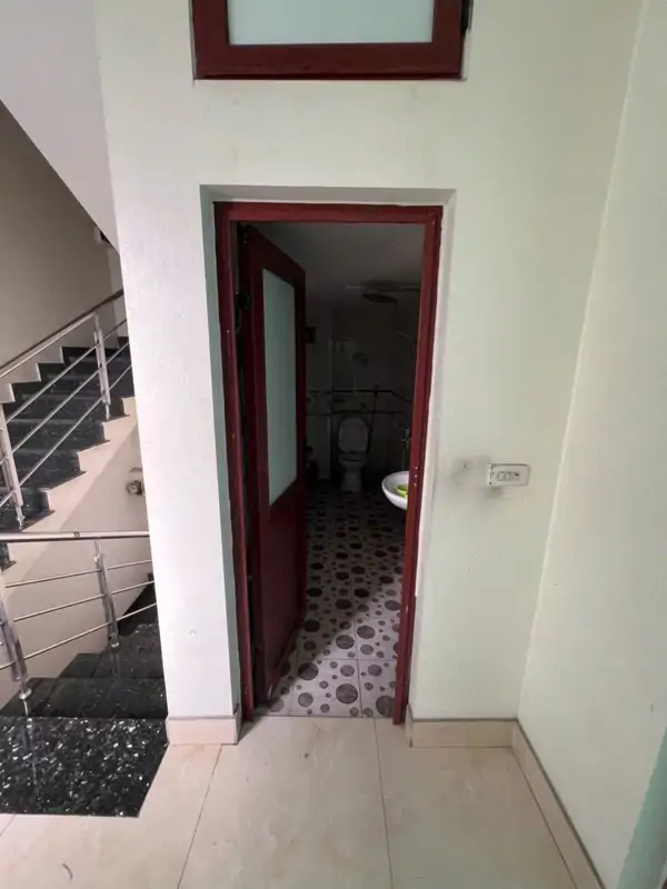 Cho Thuê Văn Phòng Tầng 4, Chính Chủ, Ngõ 21 Lê Văn Lương