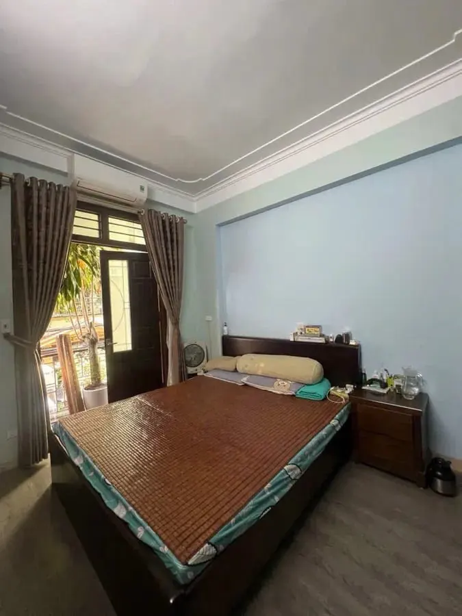 Bán nhà ngõ ô tô, kinh doanh đỉnh cao, 40m2, 4 tầng, Hoàng Mai