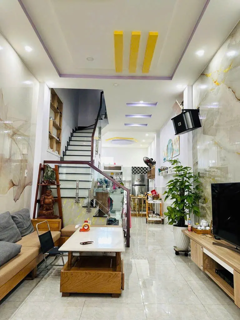 Bán nhà 5 tầng, 45m2, Nguyễn Tri Phương, Phú Nhuận - 7.6 tỷ