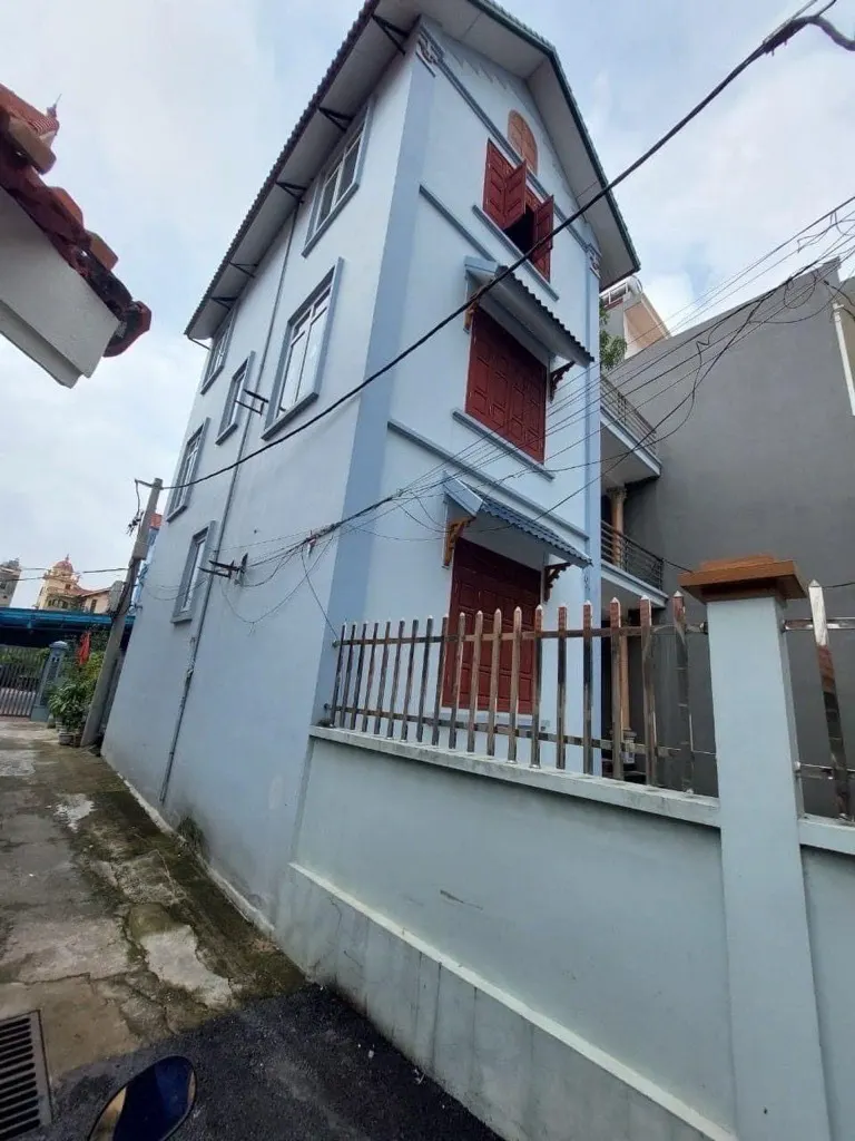 Nhà Dương Xá Giá Rẻ: 3 Tầng, Ô Tô Đỗ Cửa, Kinh Doanh/Ở Đều Lợi