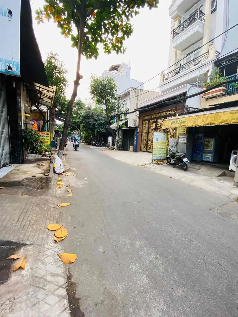 Cho Thuê Nhà Nguyên Căn Bình Tân - Hẻm Rộng, 2 Lầu, Giá Tốt - ảnh 1