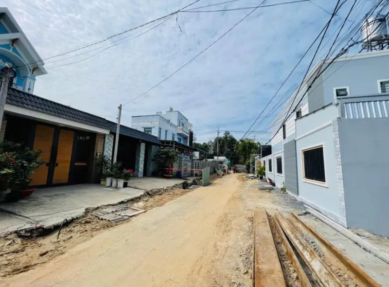 Bán Nhanh Lô Đất 210m2 Củ Chi - Giá 720 Triệu - Pháp Lý Rõ Ràng