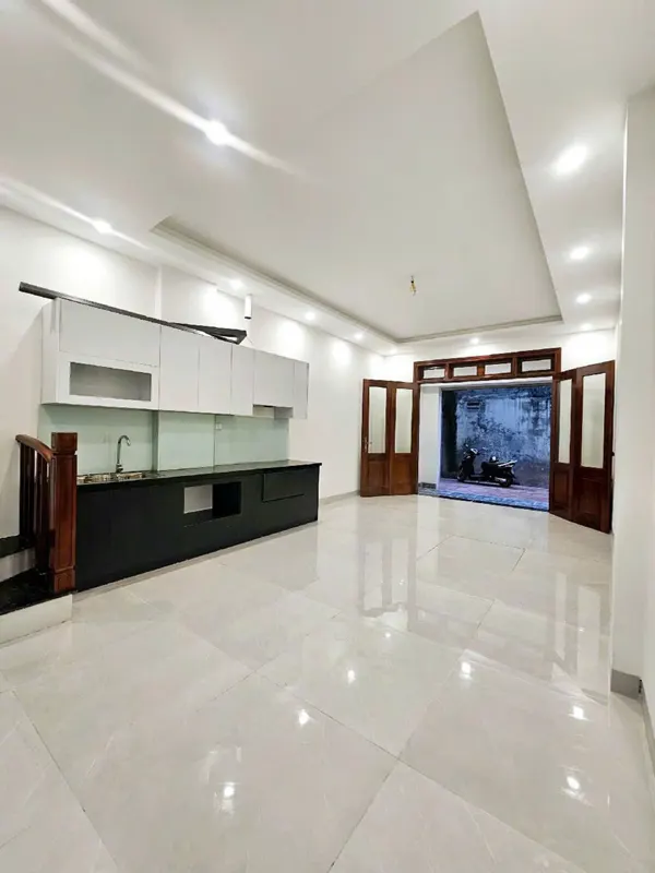 Nhà đẹp 50m2, 5 tầng, Full Nội Thất, Thang Máy - Vị trí Kim Cầu, Giá Tốt