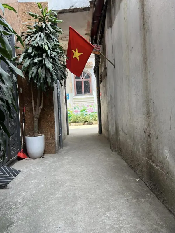 Bán nhà phố Tô Hiệu, Hà Đông - 8.5 tỷ - Vị trí đẹp, 40m², ô tô đỗ cửa
