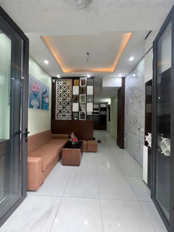 Nhà 3 Tầng Hà Đông - 4.95 Tỷ - Ô Tô Đỗ Cửa - Gần Glemxico