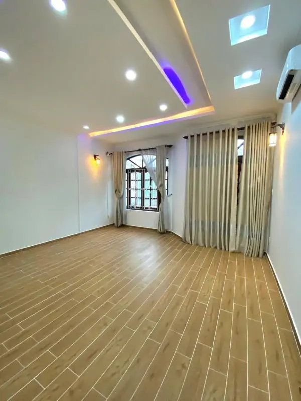 Cho Thuê Biệt Thự Quận 12 - 12x18m, 7PN, Full Nội Thất, Mặt Tiền Đẹp