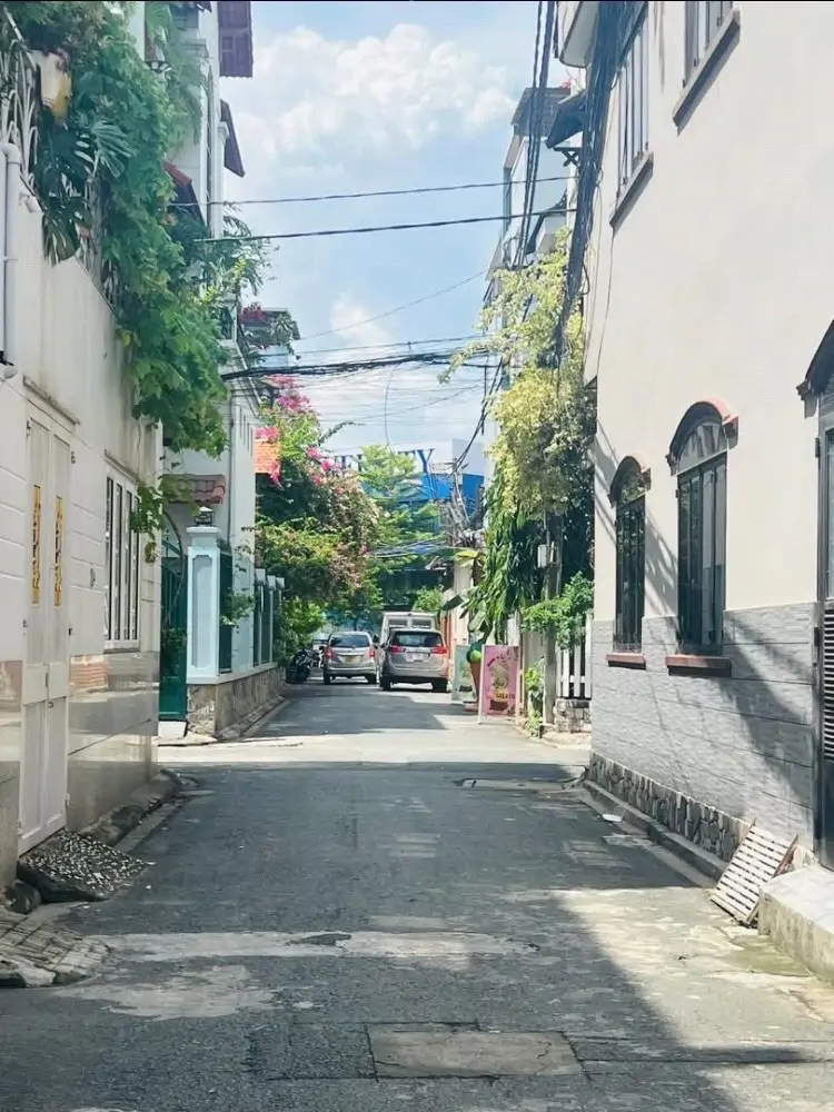 Bán nhà Quận 8: Nguyễn Thị Tần, Hẻm Xe Hơi, 6.6 Tỷ