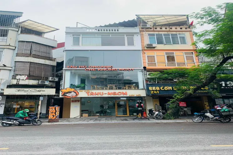 Cho Thuê Nhà Mặt Phố Đội Cấn 65M X 4 Tầng, Mặt Tiền 4.5M Giá Thuê 30Tr/tháng