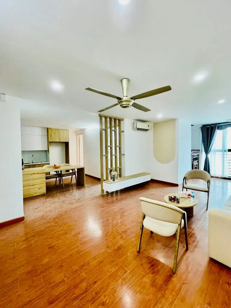 Chung Cư Cao Cấp Nguyễn Trãi - 3PN Full Nội Thất - Vị Trí Vàng Ngã Tư Sở