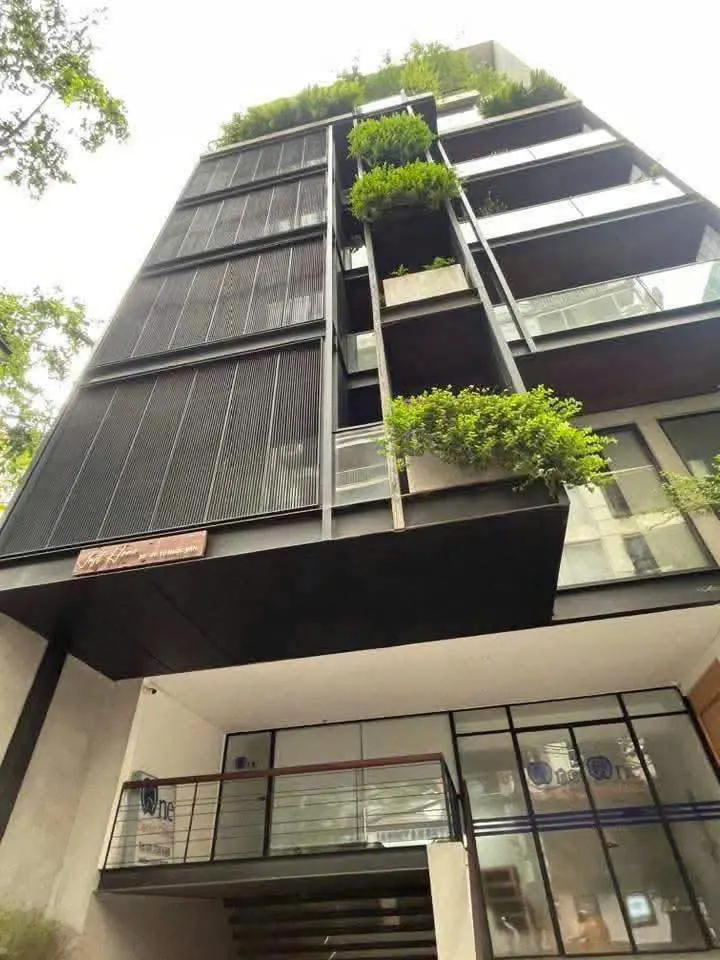 Bán tòa nhà mặt phố Trương Công Gia, 195m2, MT 12m, Giá 130 tỷ