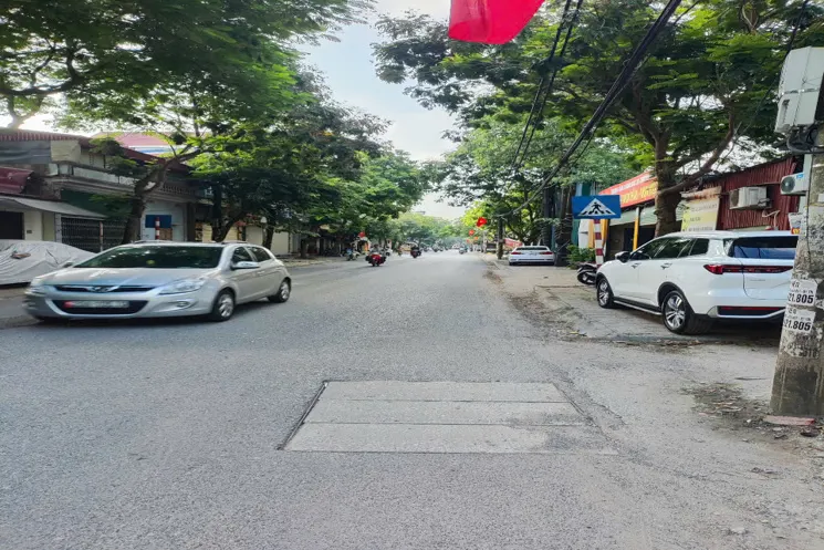 Diện Tích Rộng -#Ở Sướng-#Ô Tô Đỗ Gần -Mặt Tiền Quyền Lực-Hơn 3 Tỷ
