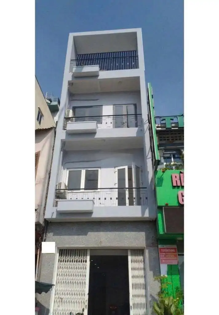Cho Thuê Nhà Mặt Tiền Võ Văn Kiệt, Quận 1 - 4.2x20m, Vị Trí Đắc Địa