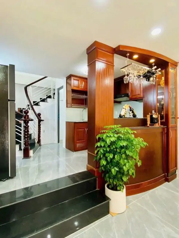 Nhà 70m2, 3 Tầng, Ngay Chợ Thị Nghè, Giá 4.15 Tỷ - Full Nội Thất
