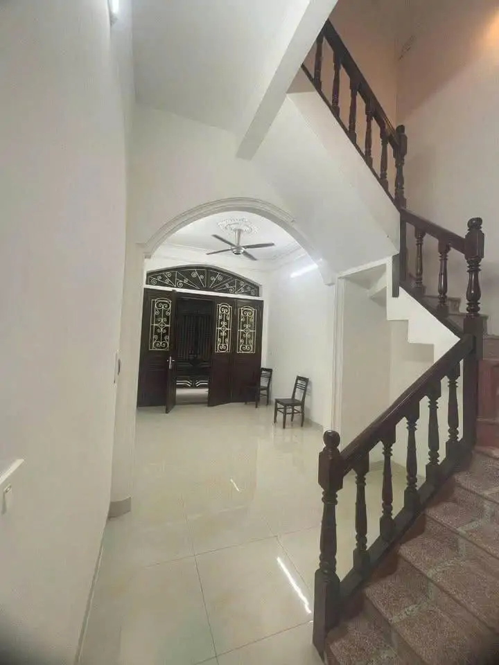 Cho thuê nhà 4 tầng, ngõ 622 Minh Khai, Hai Bà Trưng - 20tr/tháng - ảnh 1
