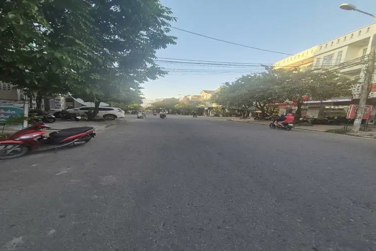 Bán Nhà 3 Tầng Mặt Tiền Nguyễn Đình Trọng , Quận Liên Chiểu, Đà Nẵng - ảnh 1
