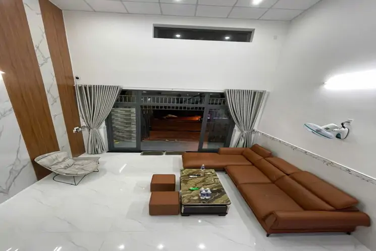 Bán Nhà Gần Trung Tâm – Giá Chỉ 5 Tỷ 25 – Sổ Đỏ, Hoàn Công Đầy Đủ! - ảnh 1
