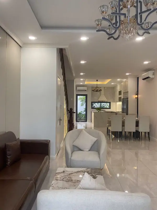 Biệt Thự Mini 200m2 Bình Chánh - Cho Thuê/Bán - Giá Tốt