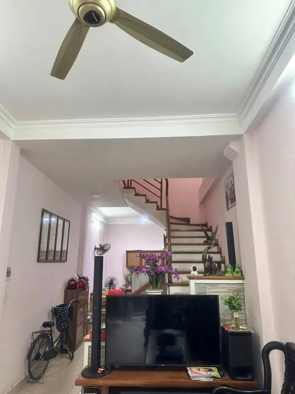 Nhà Phố Lụa Vạn Phúc - 7.5 Tỷ - 4 Phòng Ngủ - Vị Trí Đẹp