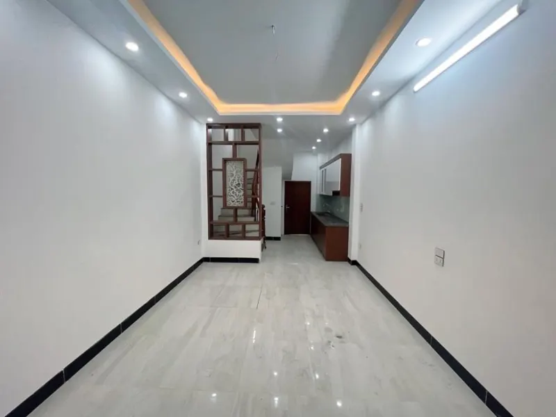 Bán nhà Lai Xá - Hoài Đức: 5 Tầng, 30m2, Giá 6.3 Tỷ - Vị Trí Đắc Địa