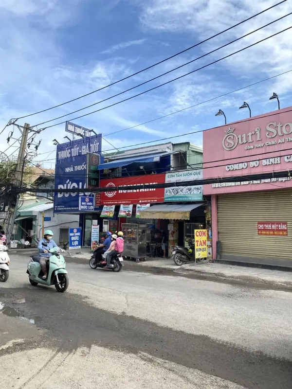 Bán Gấp Căn Góc 2 Tầng Mặt Tiền Nguyễn Duy Trinh, Quận 2 - Giá Chỉ 5 Tỷ
