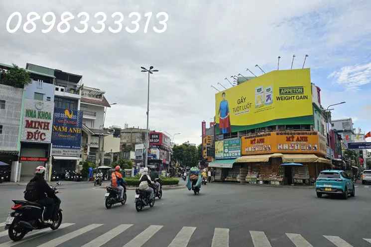 Nhà 29/19 Bùi Thị Xuân, Tân Bình - 3 Tầng, 2Pn, Sh Riêng, 12M2. Giá Tốt 2.1 Tỷ!
