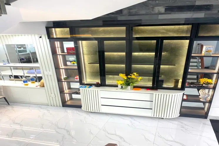 Bán Nhanh Nhà 3 Tầng Đường 5,5 M – Phong Cách Tân Cổ Điển – Full Nội Thất Cao Cấp – Khu Phú Xuân,