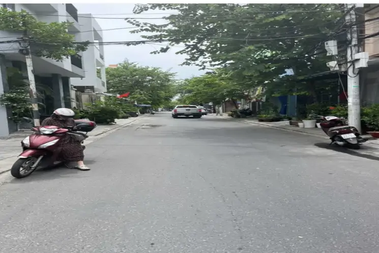Lô Đất Mặt Tiền Lương Thế Vinh . Dt:78m , Ngang Hơn 5M - ảnh 1