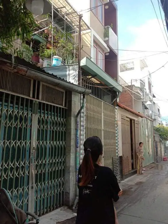 Cho Thuê Nguyên Căn Quận 4 - Giá Rẻ, Vị Trí Thuận Tiện