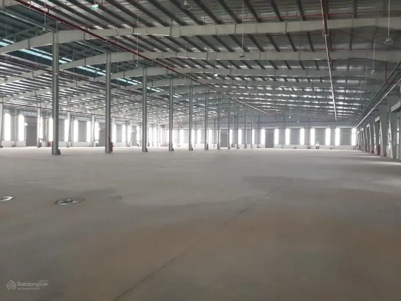 Cho Thuê Kho Xây Dựng Mới Mặt Đường Đại Lộ Thăng Long - Giá Tốt
