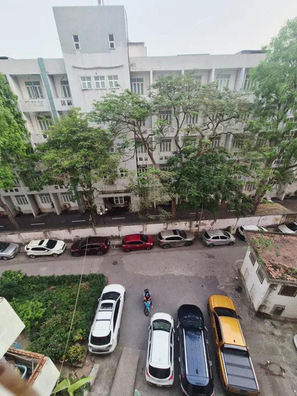 Bán Căn Chung Cư Chùa Láng - 95m2, 3PN, Gần Đại Học - Giá 6.95 Tỷ