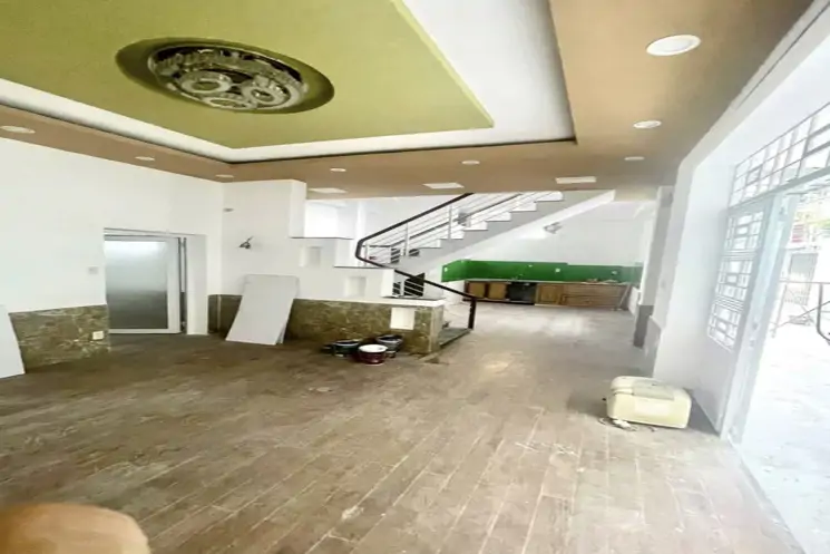 Nhà 2 Tầng Lê Hồng Phong . Mặt Tiền Rộng Hơn 8M - ảnh 1