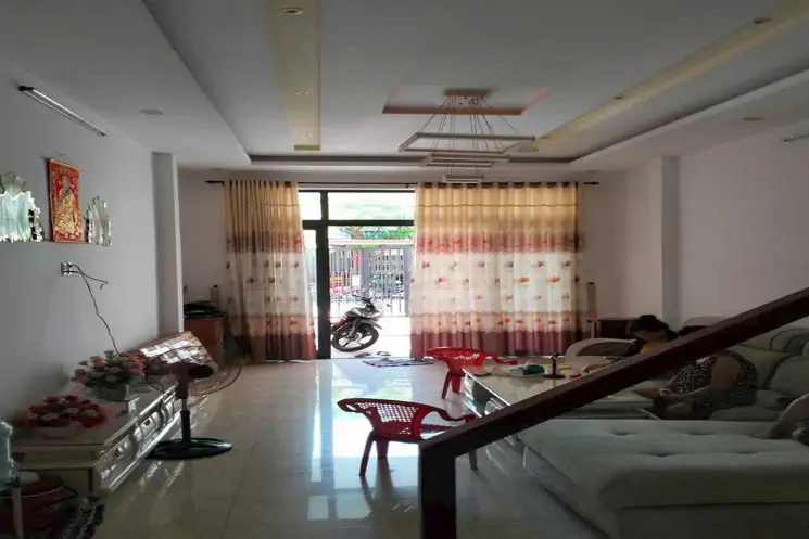 Chủ Định Cư Gấp Bán Nhà Mới 3 Tầng Giá Rẻ - ảnh 1