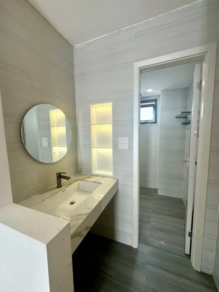 Nhà Tôn Sơn - 50m Ra Phố - 6 Tầng Thang Máy - Full Nội Thất