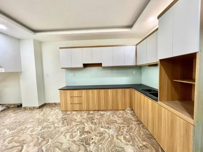 Nhà Ngộp Quận 12: 4x15.5m, 3PN, Giá 4 Tỷ - Vị Trí Đắc Địa