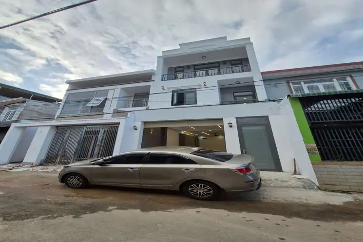 Nhà Mặt Tiền Nayder Trung Tâm Bmt Đăk Lăkthông Tứ Hướng Amajhao Đinh Núp4 Tỷ 5 "Có Nội Thất Cơ