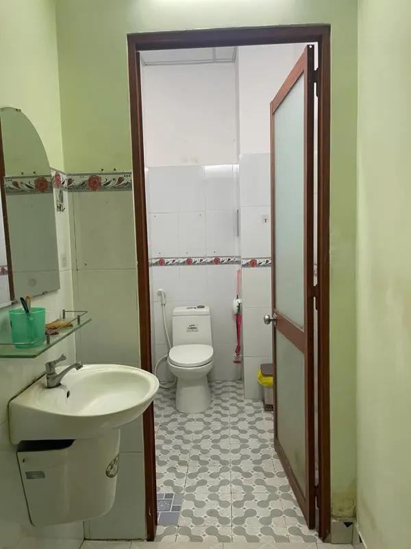 Bán nhà Tân Phú - 52.5m2, 3 phòng ngủ, Sổ Hồng - Giá 5 tỷ
