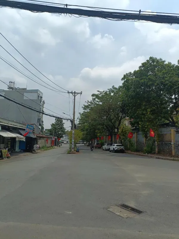 Nhà Trệt 2 Lầu Siêu Đẹp, Giá Tốt - Đường Số 10 Linh Xuân, Thủ Đức