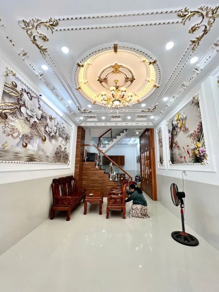 Bán nhà Trường Chinh, Tân Bình 75m2 - 7.9 tỷ - Vị trí đẹp, ở ngay