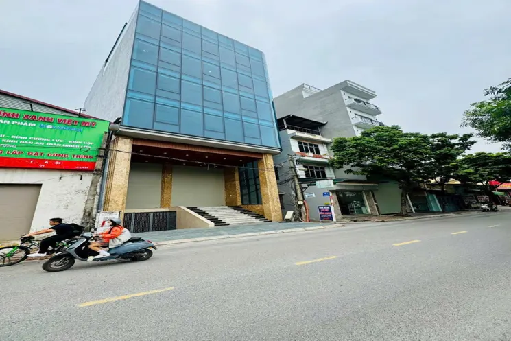 Toà Building Mặt Phố 8 Nổi + 1 Hầm - Nằm Ngay Trên Mặt Phố Vip Cực Vip Định Công , Trịnh Đình