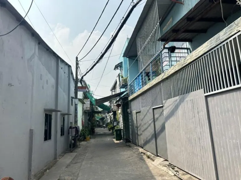 Nhà vuông 2 tầng, hẻm ôtô, 33m2, Phan Văn Hùm, Quận 12 - Giá 2.88 tỷ