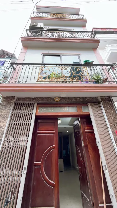 Bán nhà lô góc Hà Trì View Thoáng, Ô Tô Đỗ Cửa, Giá 8.8 Tỷ