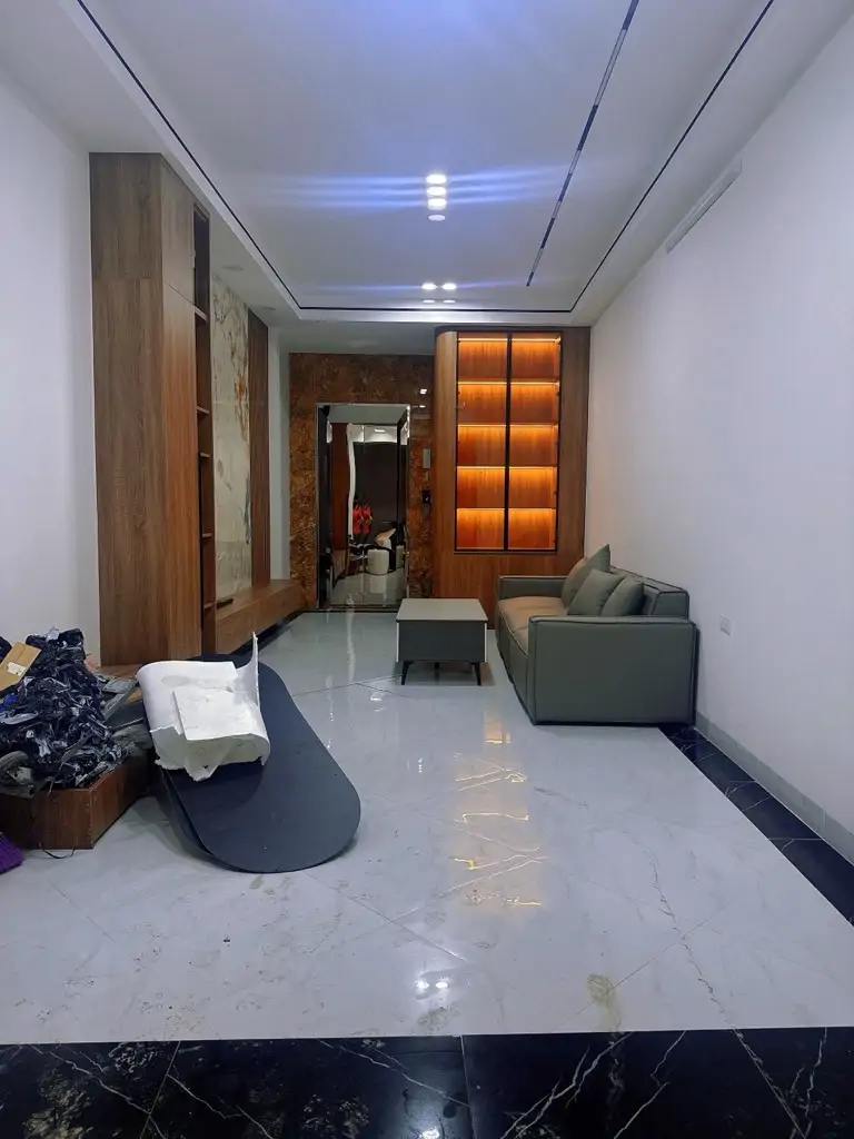 Bán nhà trung tâm Từ Liêm, 5 tầng, 1 tum, giá chỉ 5 tỷ+ - ảnh 1