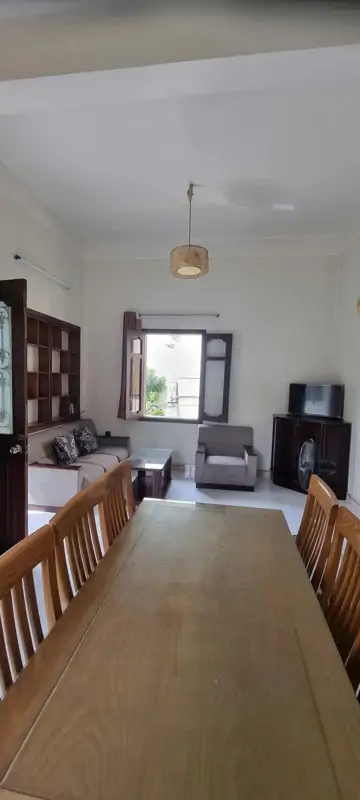 Cho Thuê Căn Hộ Biệt Thự 150m² Đội Cấn - Full Đồ, Giá Tốt