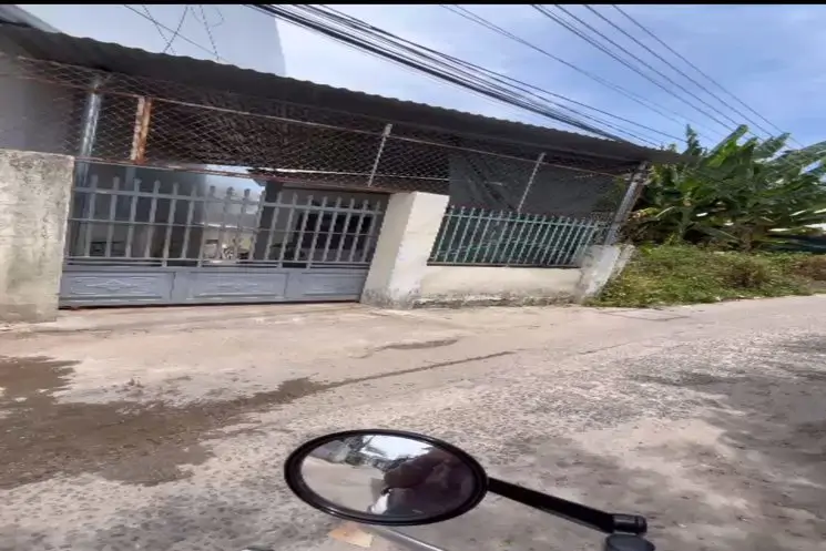 Bán Nhà Cấp 4 Hẻm Nguyễn Khuyến Đường Ô Tô Phường Bắc Nha Trang Giá 2Ty8 - ảnh 1