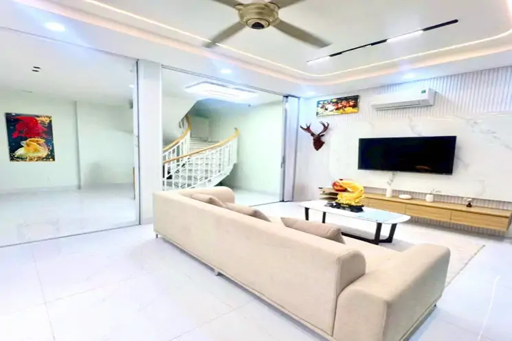 35 Triệu: Nguyên Căn Mặt Tiền Phan Đăng Lưu- Ngang 6M Cao 4 Tầng 4 Phòng Full Nội Thất. 0933910039 - ảnh 1