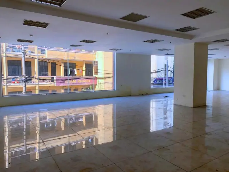 Cho Thuê Mặt Bằng Phạm Văn Đồng Giá Rẻ - 610m² - Tầng 3