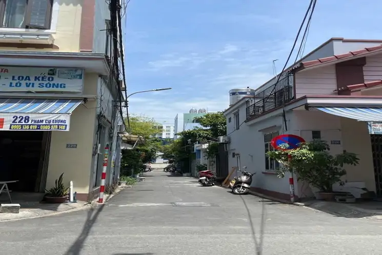 Trung Tâm Sơn Trà Vip 500M Ra Nguyễn Văn Thoại Giá 5,5 Tỷ - ảnh 1