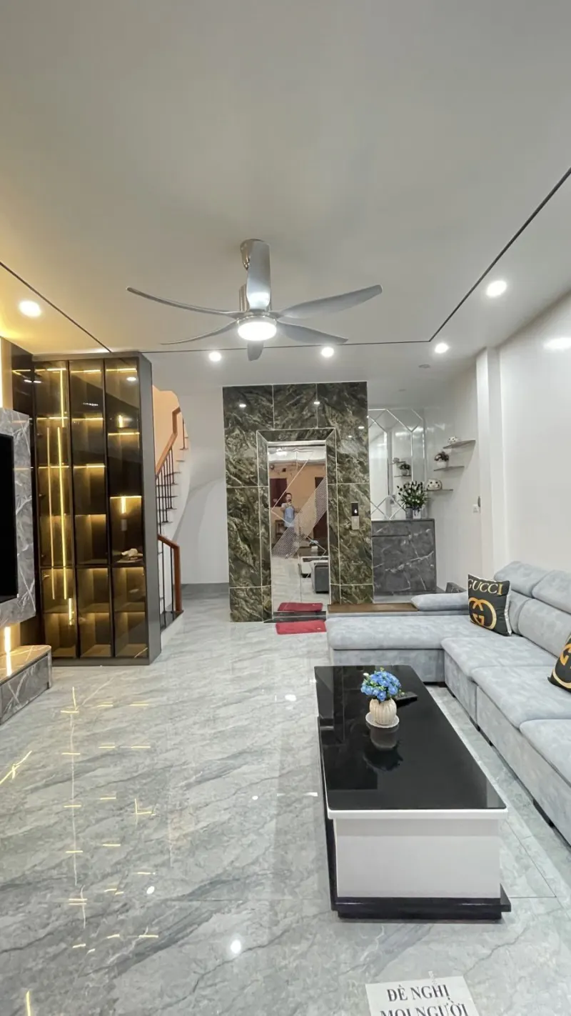 Bán nhà Đàm Quang Trung, Long Biên: 6 Tầng, Lô Góc, Full Nội Thất, Giá 9 Tỷ