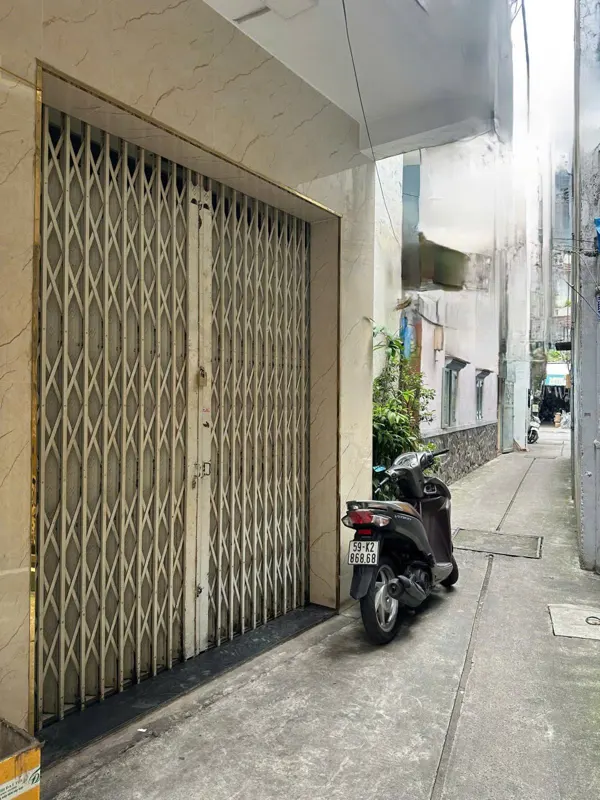 Bán nhà 2 tầng, giá tốt tại Vĩnh Viễn, Quận 10 - Vị trí đắc địa, thông thoáng