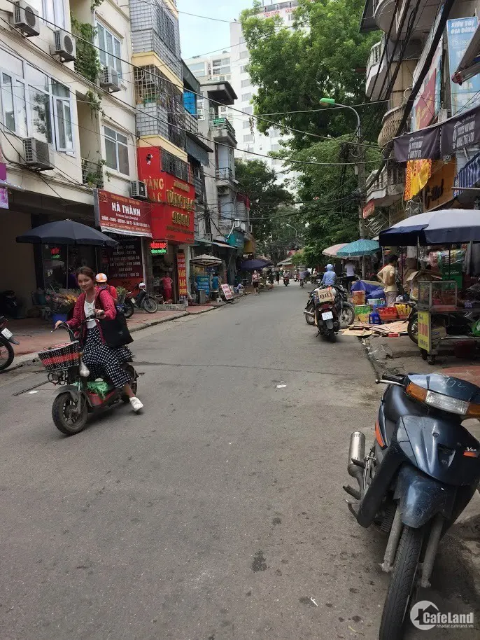 Mặt Phố Vĩnh Tuy - 40m² - Kinh Doanh Sầm Uất - Giá 11 Tỷ +